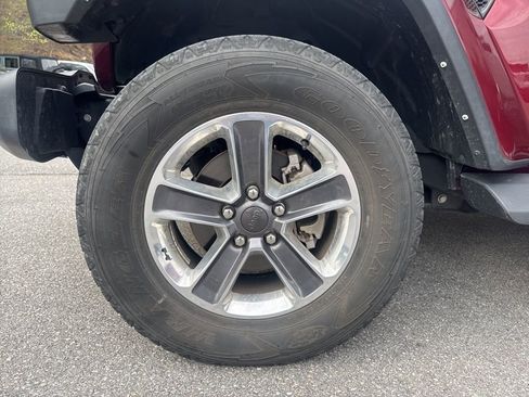 Used 2021 Jeep Wrangler Unlimited Sahara w/ Cold Weather Group image 22