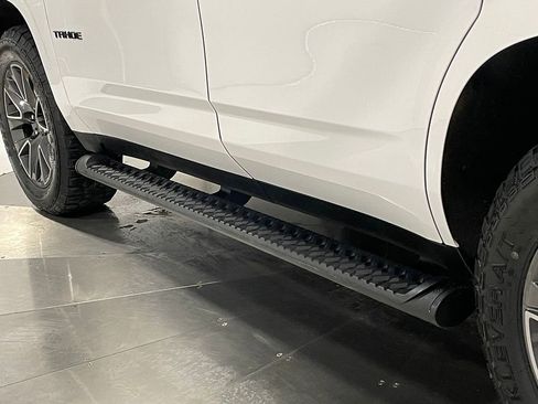 Used 2022 Chevrolet Tahoe Z71 w/ Luxury Package image 18