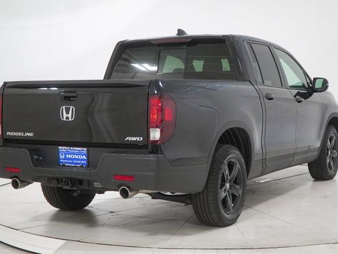 Used 2023 Honda Ridgeline Black Edition image 12