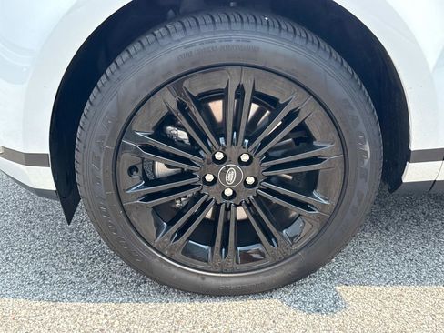 Certified 2025 Land Rover Range Rover Evoque S image 11