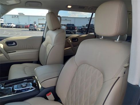 Used 2024 Nissan Armada Platinum w/ Captain's Chairs Package image 13