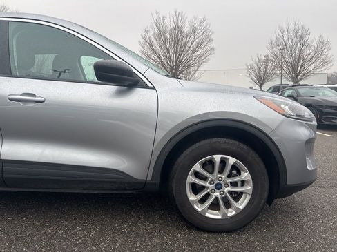 Used 2022 Ford Escape SE w/ Convenience Package image 16