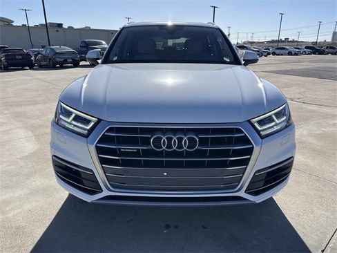 Used 2018 Audi Q5 2.0T Premium Plus w/ Premium Plus Package image 2