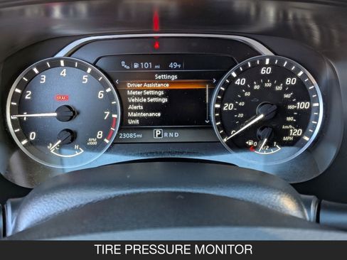 Certified 2025 Nissan Frontier SV w/ Tow Package image 16