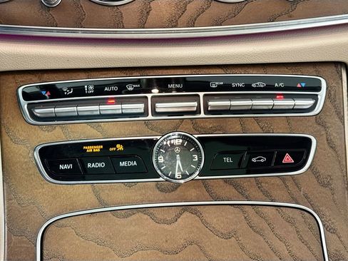 Used 2019 Mercedes-Benz E 300 image 16