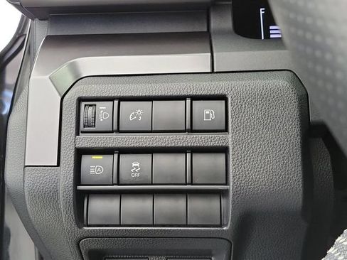 Used 2026 Toyota 4Runner SR5 AWD/4WD image 31