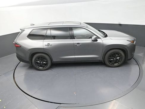 Used 2026 Toyota Grand Highlander AWD image 31