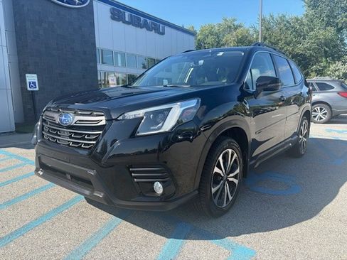 Used 2023 Subaru Forester Limited AWD/4WD image 1