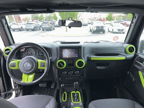 Used 2015 Jeep Wrangler Unlimited Sport w/ Mopar Black Appearance Group AWD/4WD image 25