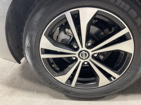 Used 2023 Nissan Sentra SV image 39