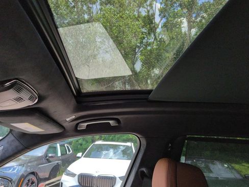 New 2027 BMW X7 M60i AWD/4WD image 20