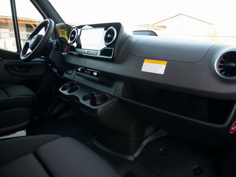 New 2026 Mercedes-Benz Sprinter 2500 image 14