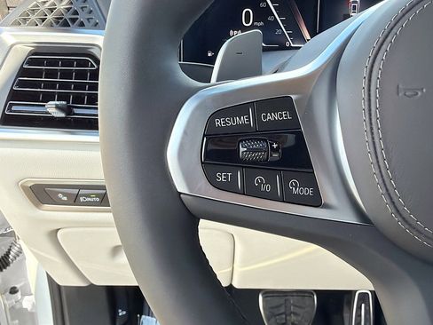 New 2026 BMW X7 xDrive40i w/ Executive Package image 40