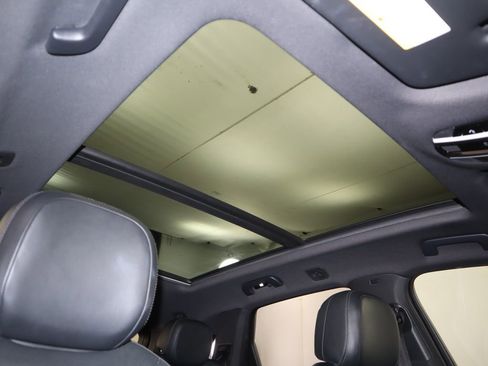 Used 2021 Porsche Cayenne image 19