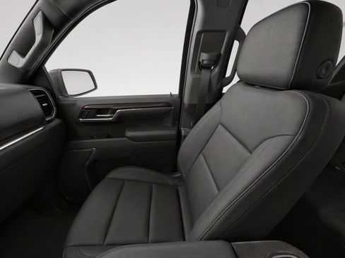Used 2025 Chevrolet Silverado 1500 LT Trail Boss w/ LT Trail Boss Premium Package AWD/4WD image 15