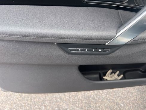 Used 2021 Land Rover Discovery Sport SE image 15