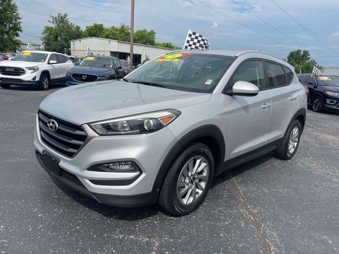 Used 2016 Hyundai Tucson SE w/ Option Group 02 AWD/4WD image 2