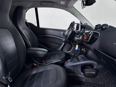 Used 2017 smart fortwo electric drive image 7