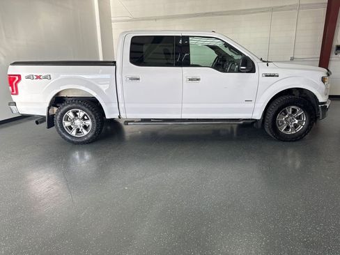 Used 2015 Ford F150 XLT w/ Equipment Group 302A Luxury image 3