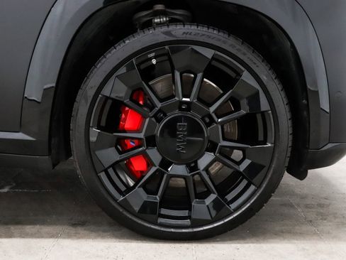 Used 2025 BMW XM image 11