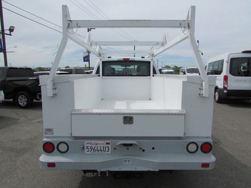 Used 2023 Ford F250 XL w/ XL Chrome Package image 10
