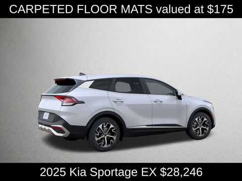 Used 2025 Kia Sportage EX image 3