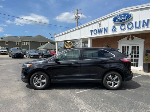 Used 2024 Ford Edge SEL w/ Convenience Package AWD/4WD image 8