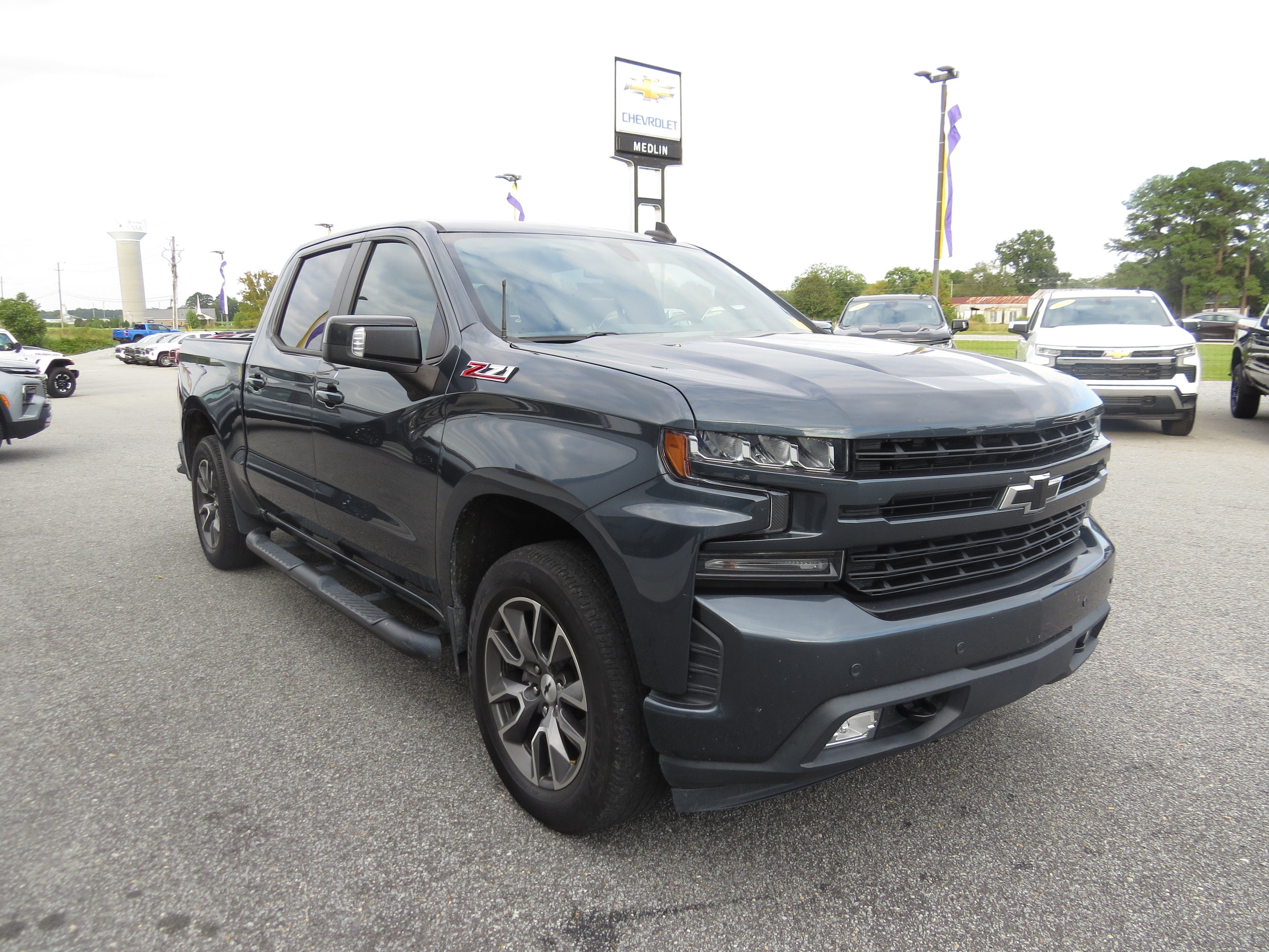 Used 2020 Chevrolet Silverado 1500 RST AWD/4WD image 32