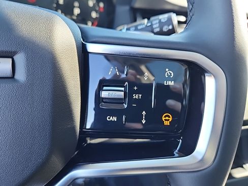 Certified 2025 Land Rover Discovery Sport S image 20