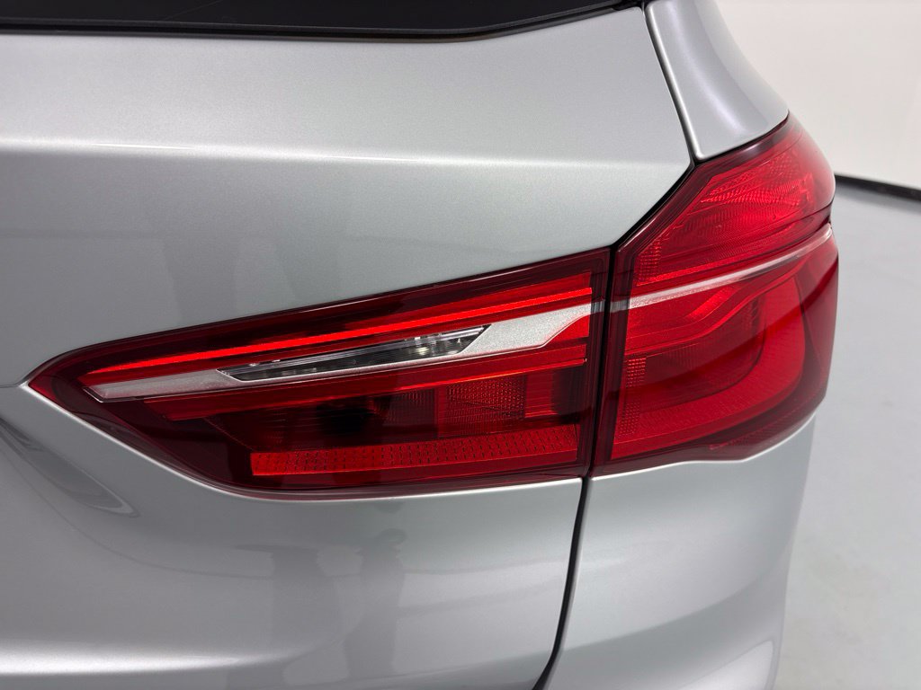 Used 2019 BMW X1 xDrive28i w/ Convenience Package AWD/4WD image 7