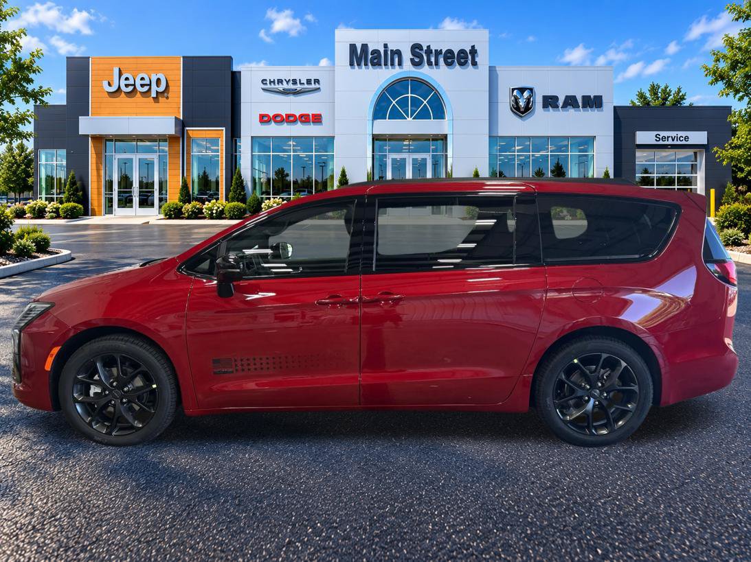 New 2027 Chrysler Pacifica Select FWD image 2