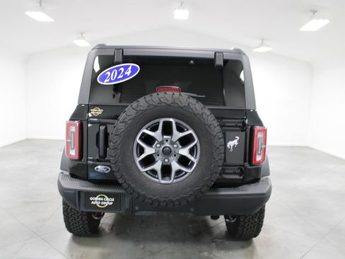 Used 2024 Ford Bronco Badlands AWD/4WD image 8