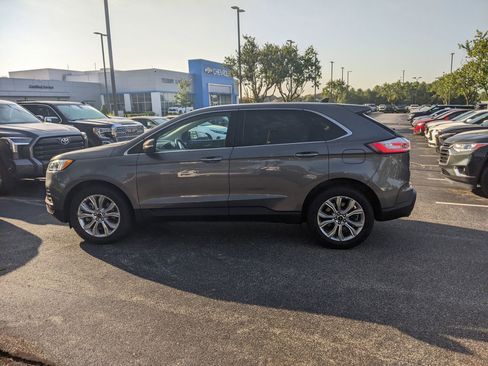 Used 2024 Ford Edge Titanium image 6