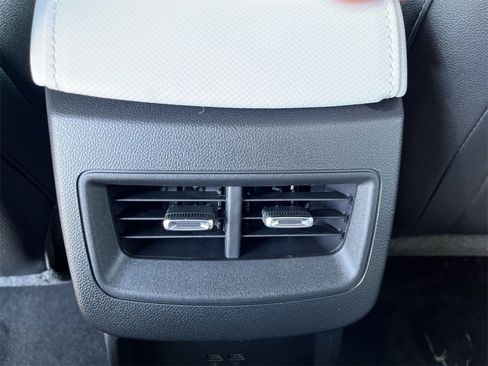 New 2026 Chevrolet Equinox EV LT image 20