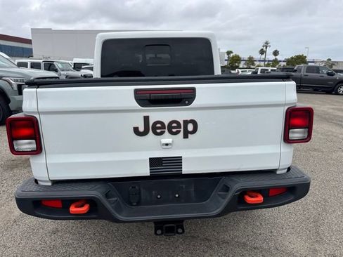 Used 2022 Jeep Gladiator Mojave w/ Cold Weather Group AWD/4WD image 6