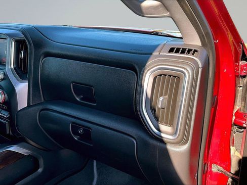 Used 2019 GMC Sierra 1500 SLT w/ SLT Premium Package AWD/4WD image 18