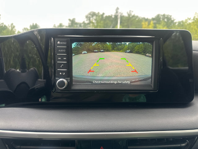 Used 2025 Nissan Kicks S FWD image 29