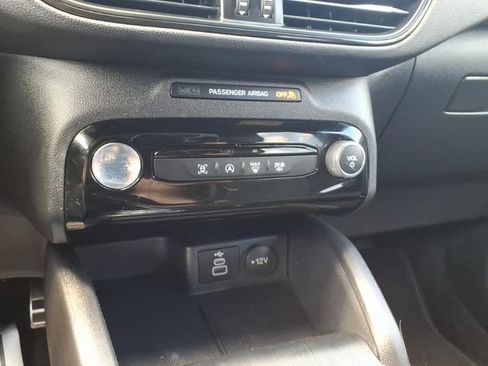 Certified 2024 Ford Escape ST-Line w/ Tech Pack #1 AWD/4WD image 19