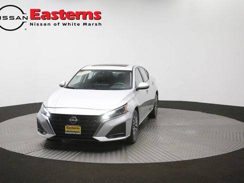 Used 2023 Nissan Altima 2.5 SV w/ SV Premium Package AWD/4WD image 53