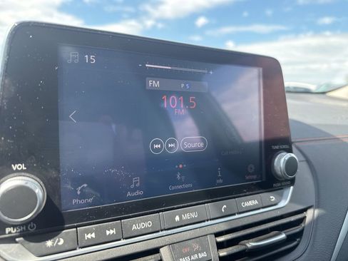 Used 2022 Nissan Altima 2.5 SR image 8