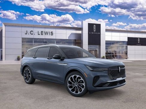 New 2026 Lincoln Nautilus Reserve AWD/4WD image 1