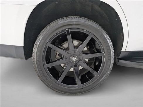 Used 2021 Chevrolet Tahoe LT AWD/4WD image 22