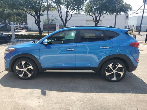 Used 2017 Hyundai Tucson Limited w/ Limited Ultimate Package 03 FWD image 3