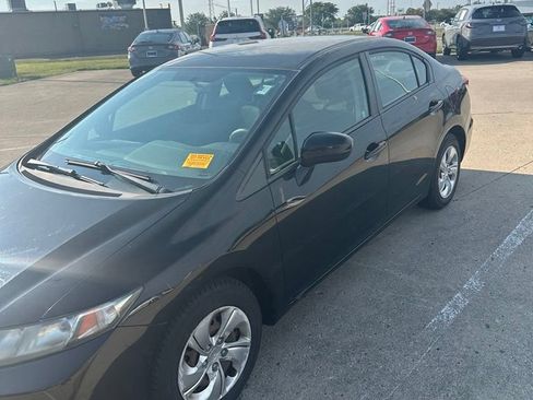 Used 2014 Honda Civic LX image 1