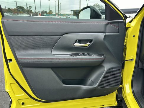 New 2026 Nissan Kicks SR w/ SR Premium Package image 14