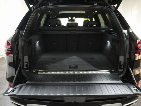 Used 2024 BMW X5 xDrive50e w/ Premium Package image 5