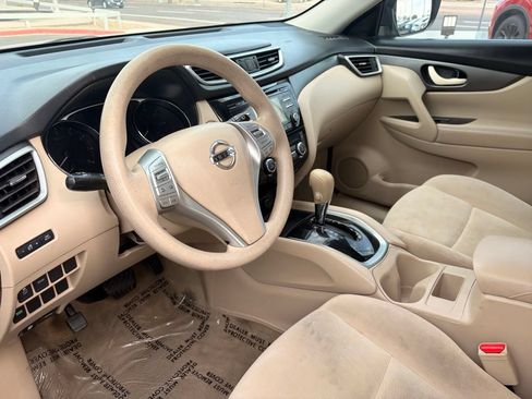 Used 2015 Nissan Rogue SV FWD image 17