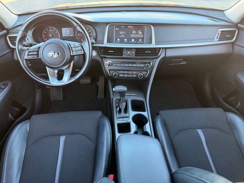 Used 2020 Kia Optima S FWD image 24