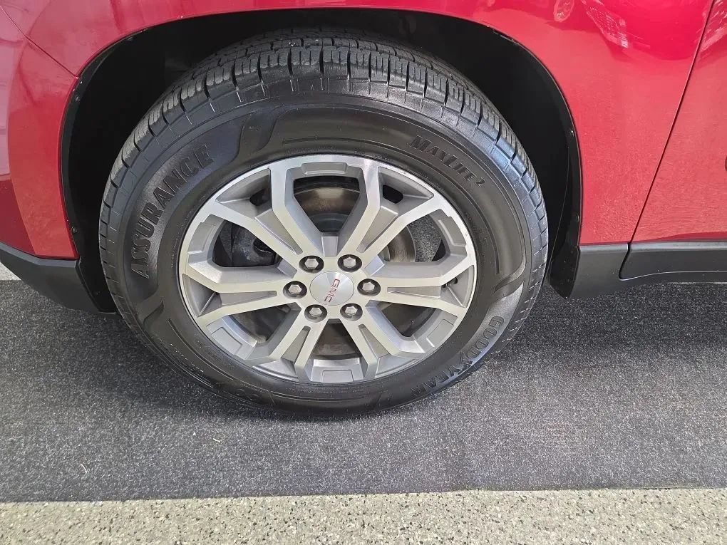 Used 2014 GMC Acadia SLT AWD/4WD image 10