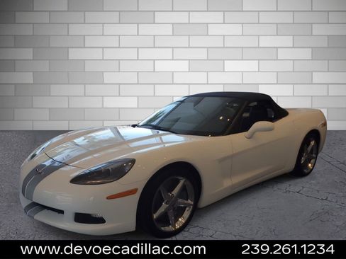 Used 2013 Chevrolet Corvette Convertible w/ 4LT Preferred Equipment Group RWD image 1